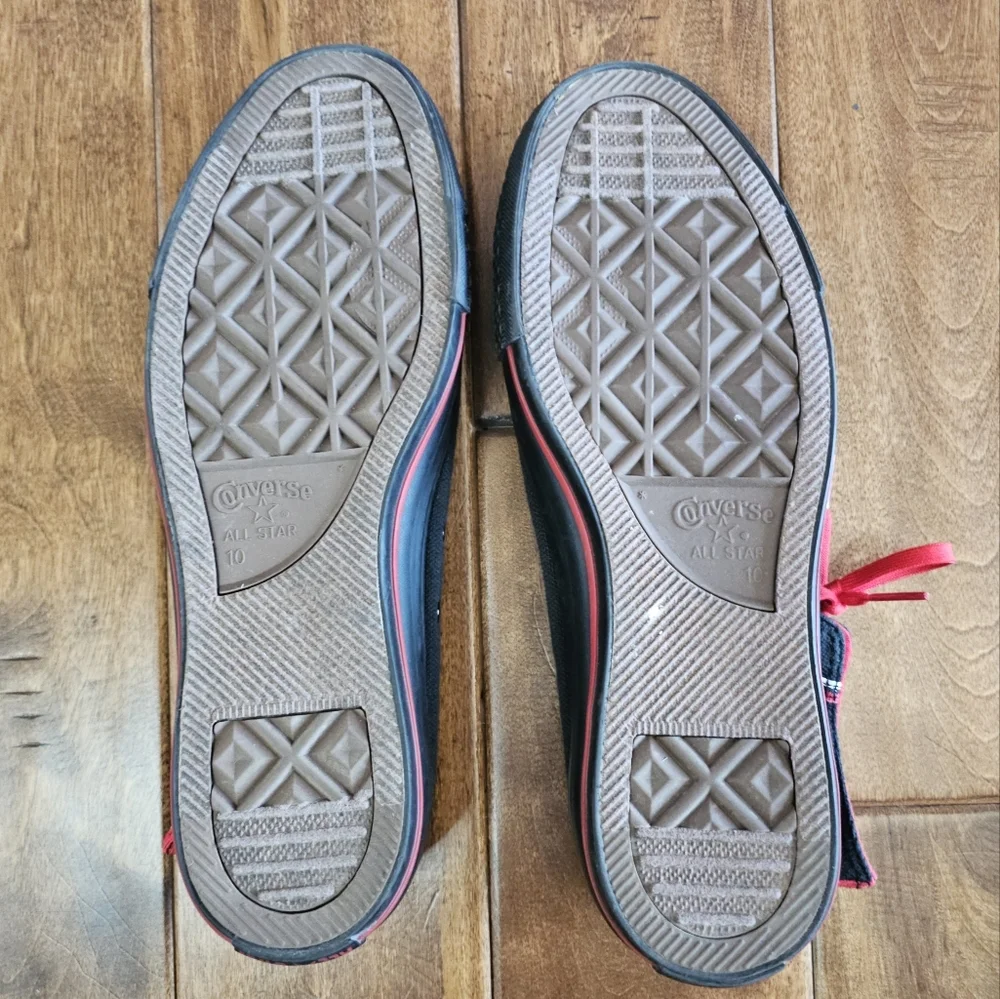 NWOT: *Rare* unisex Converse Chuck Taylors size 10 M/12 W - Picture 8 of 14